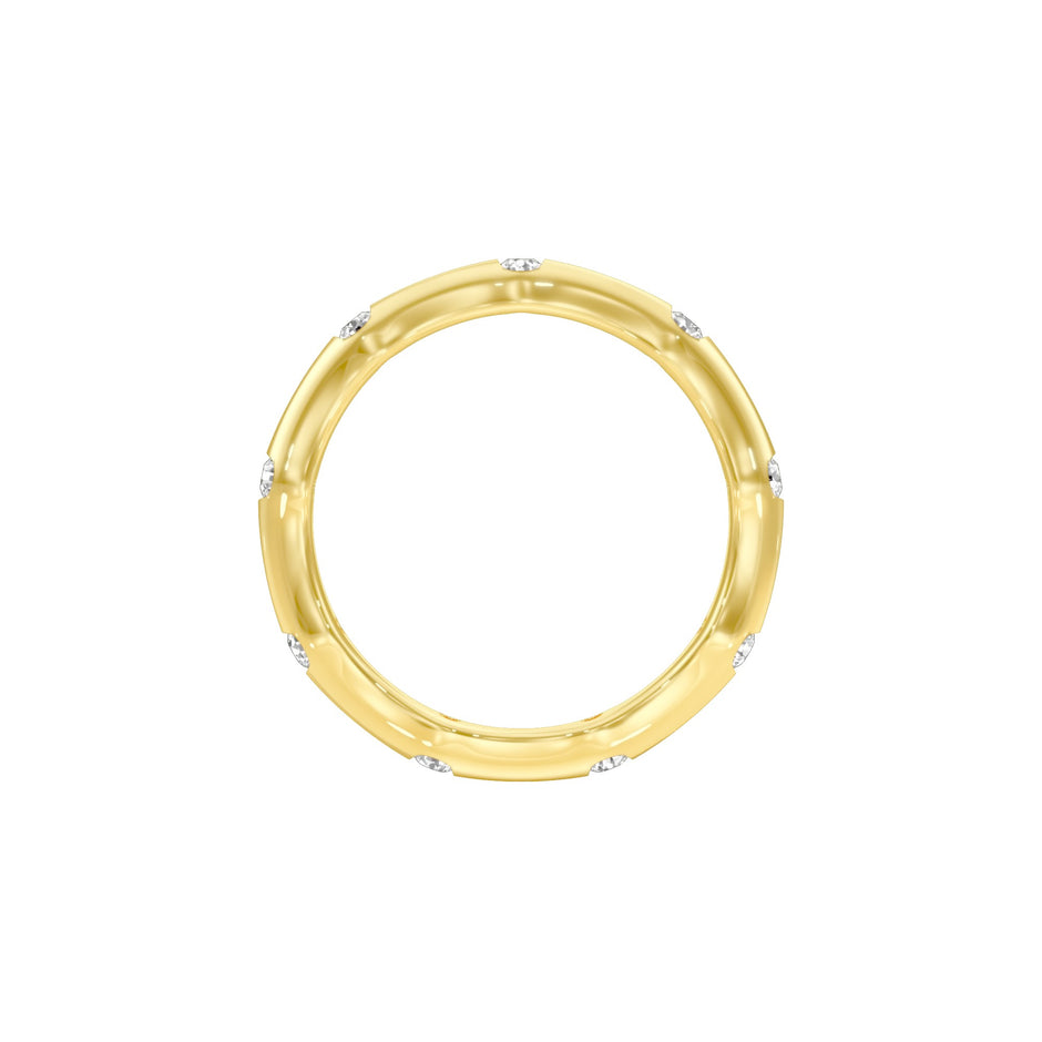 Sleek Shine Diamond Band Ring 18 KT / Yellow Gold / 22