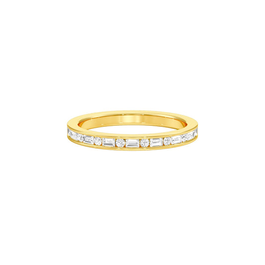 Round & Baugette Eternity Diamond Band Ring 18 KT / Yellow Gold / 18