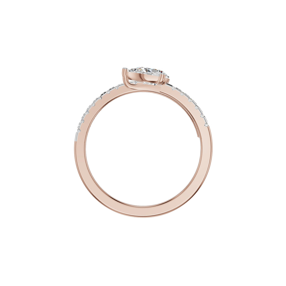Pearlora Diamond Ring