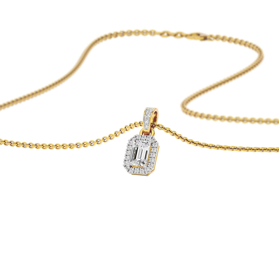 Amor Classic Emerald Diamond Pendant 18 KT / Yellow Gold