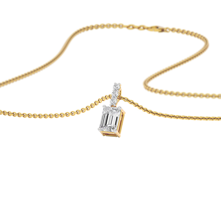 Elegant Ember Diamond Pendant 18 KT / Yellow Gold