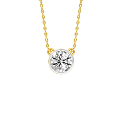 Bold Yet Small Diamond Pendant 18 KT / Yellow Gold