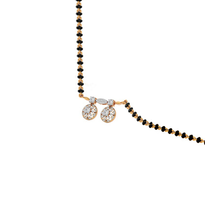 Celestial Grace Diamond Mangalsutra 18 KT / Yellow Gold