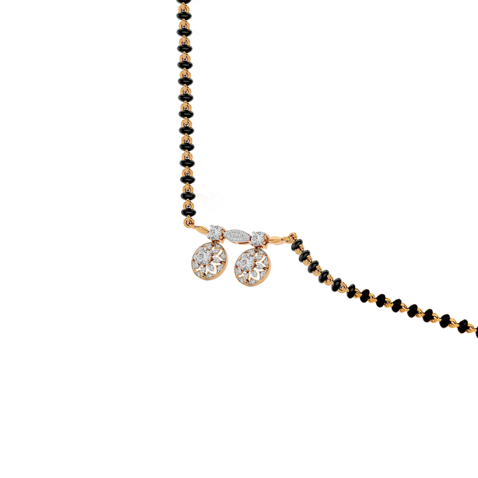 Celestial Grace Diamond Mangalsutra 18 KT / Yellow Gold