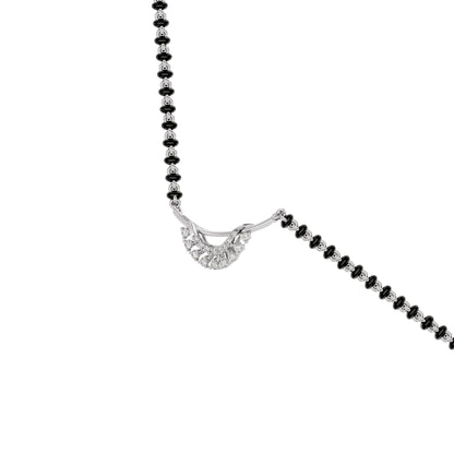Sapphire Whisper Diamond Mangalsutra 18 KT / White Gold