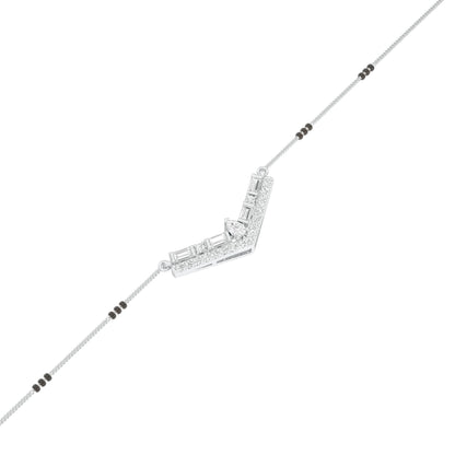 Modern Baugette V-Shaped Diamond Mangalsutra 9 KT / White Gold