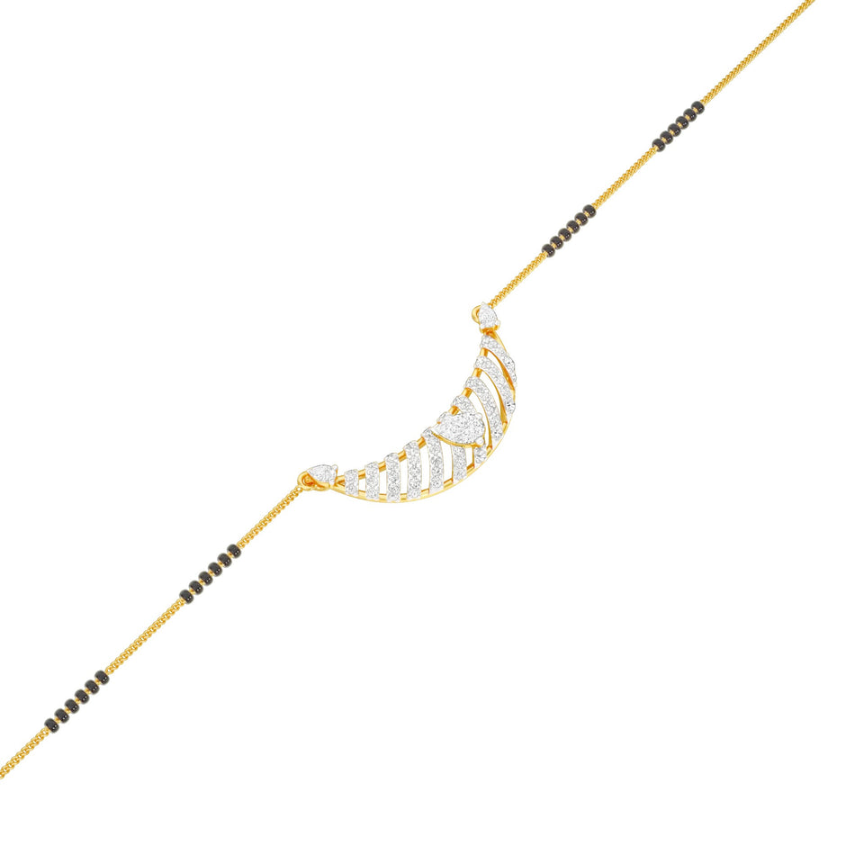 Crescent Arc Diamond Mangalsutra 9 KT / Yellow Gold