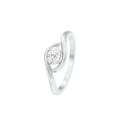 Embrace Oval Bypass Diamond Ring 18 KT / White Gold / 13