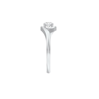 Embrace Oval Bypass Diamond Ring 18 KT / White Gold / 13