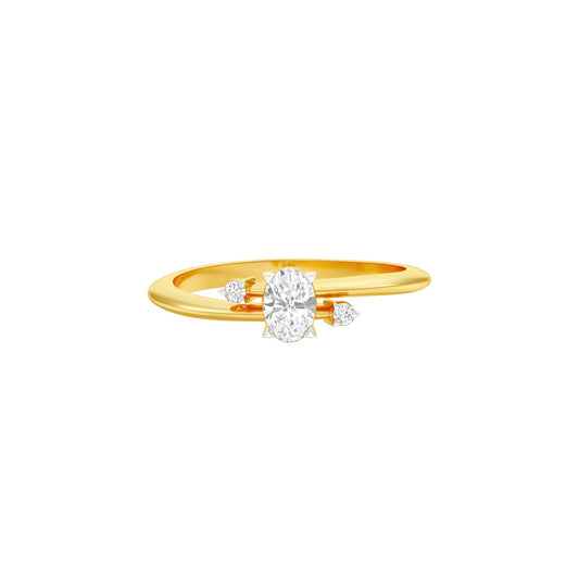Triple Glam Round Oval Diamond Ring 18 KT / Yellow Gold / 13