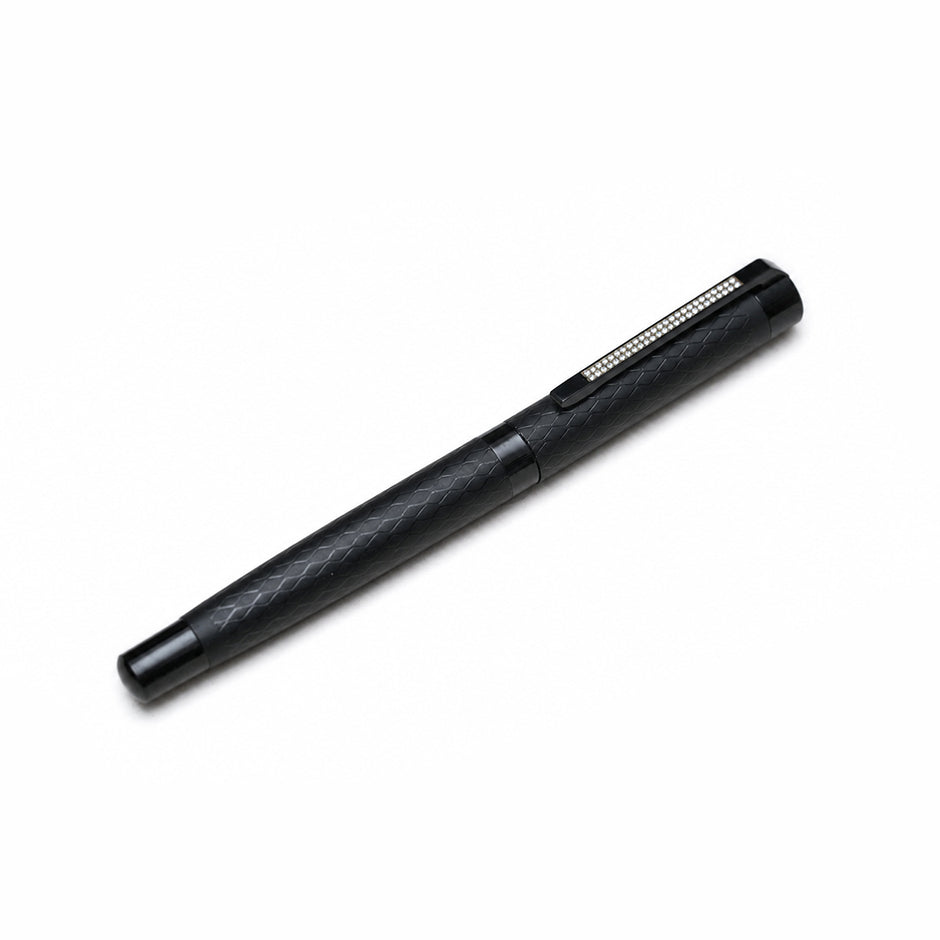 Onyx Quilted Fountain Pen