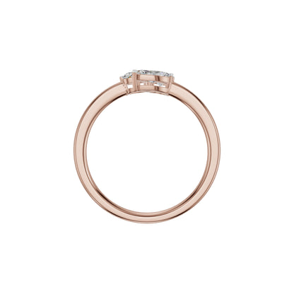 Mixed Shape Three Diamond Ring 18 KT / Rose Gold / 18
