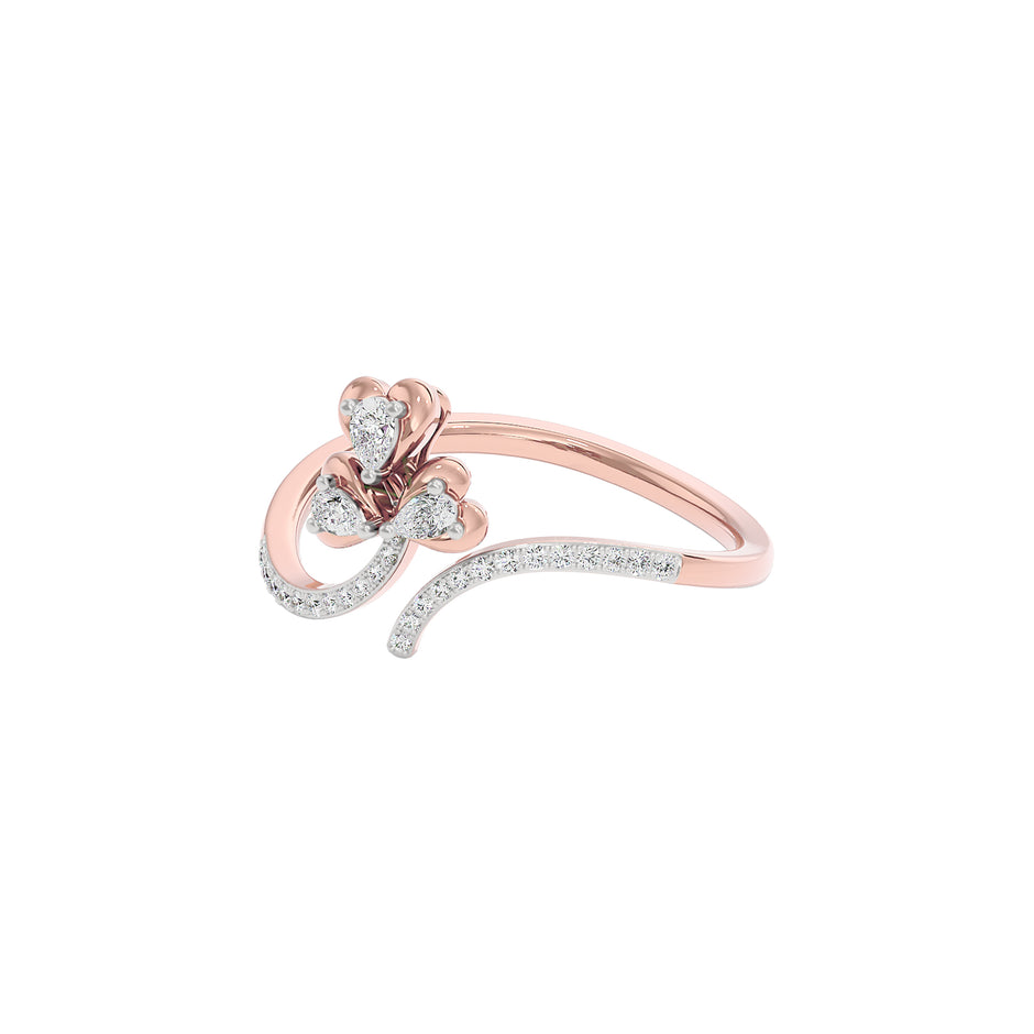 Trinity Hearts Diamond Ring 18 KT / Rose Gold / 22