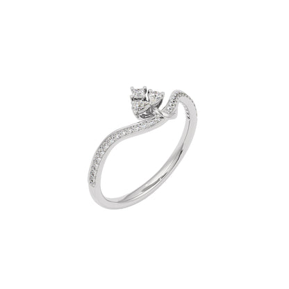 Pride Diamond Ring 18 KT / White Gold / 22