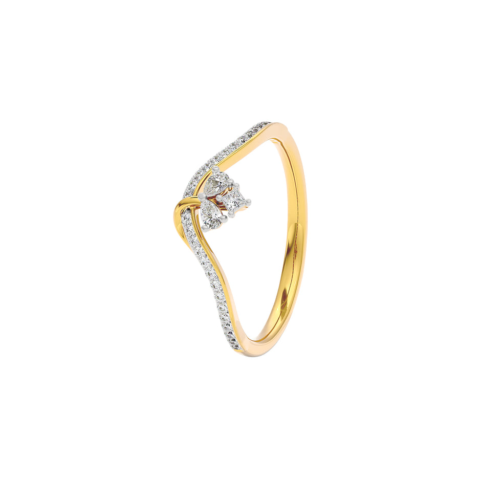 Pride Diamond Ring 18 KT / Yellow Gold / 22