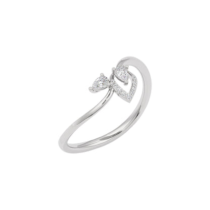 Budding Leaf Diamond Ring 18 KT / White Gold / 22
