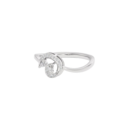 The Lunate Diamond Ring 18 KT / White Gold / 22