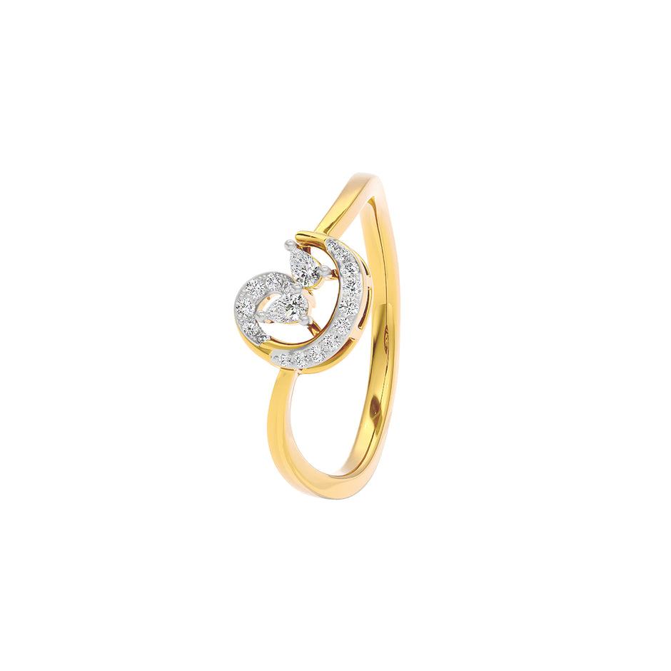 The Lunate Diamond Ring 18 KT / Yellow Gold / 22