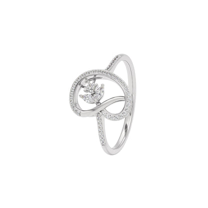 Nature's Kiss Diamond Ring 18 KT / White Gold / 22