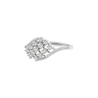 Surayyah Diamond Ring 18 KT / White Gold / 22