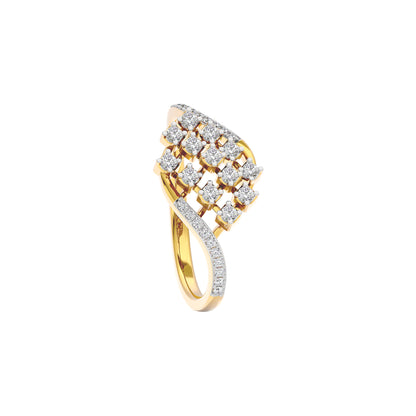Surayyah Diamond Ring 18 KT / Yellow Gold / 22