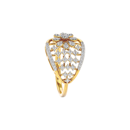 Aino Diamond Ring 18 KT / Yellow Gold / 22