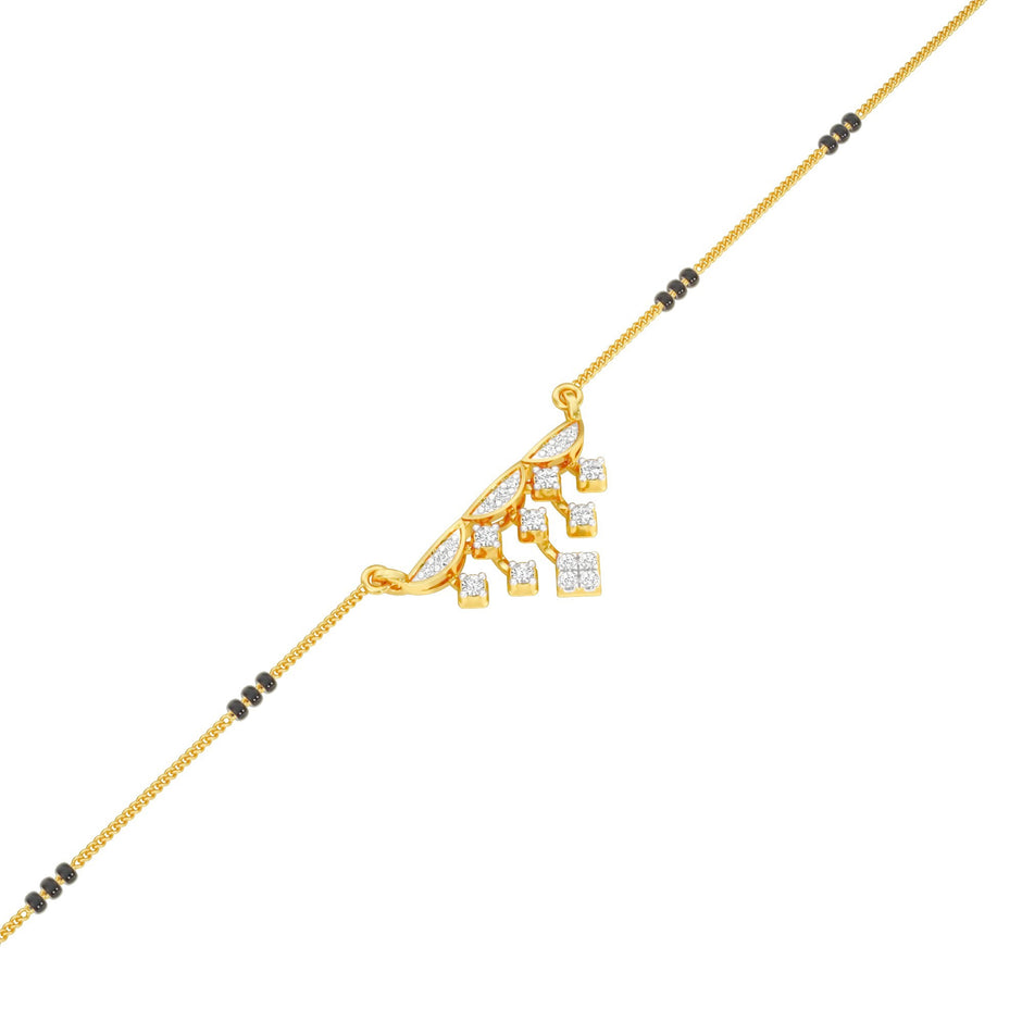 Kusum Diamond Mangalsutra 9 KT / Yellow Gold