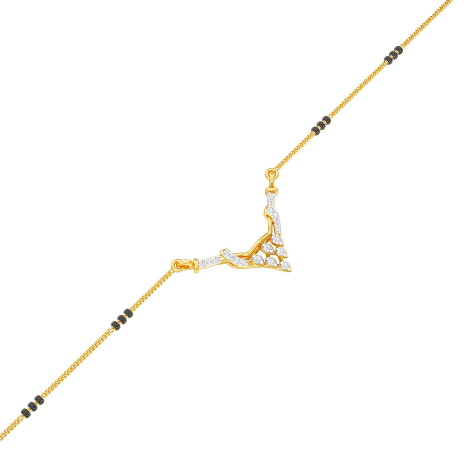 Trikona Diamond Mangalsutra 18 KT / Yellow Gold