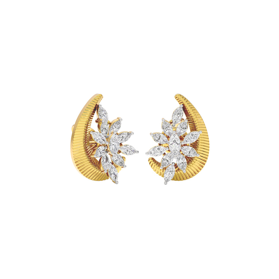 Starlight Essence Diamond Earring 18 KT / Yellow Gold
