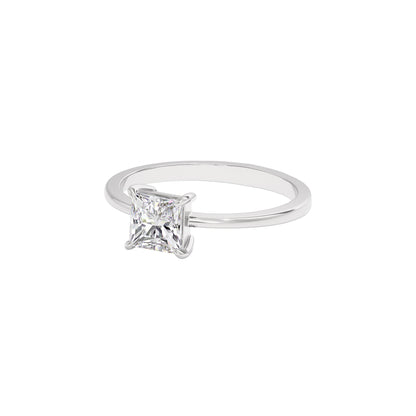 Enchanted Halo Diamond Ring 18 KT / White Gold / 22