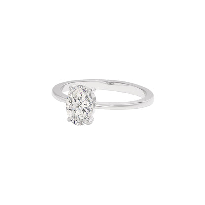 Elegant Grace Diamond Ring 18 KT / White Gold / 22