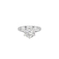 Radiant Allure Diamond Ring 18 KT / White Gold / 18