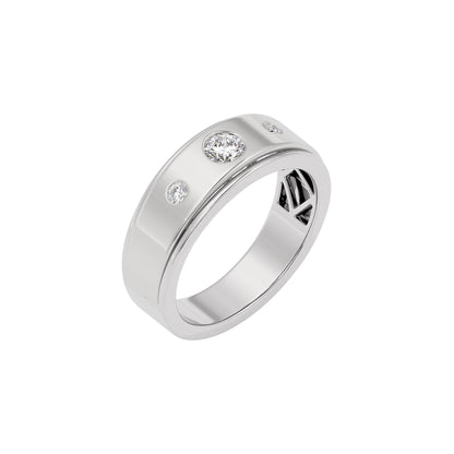 Emerald Entwined Diamond Ring 18 KT / White Gold / 22