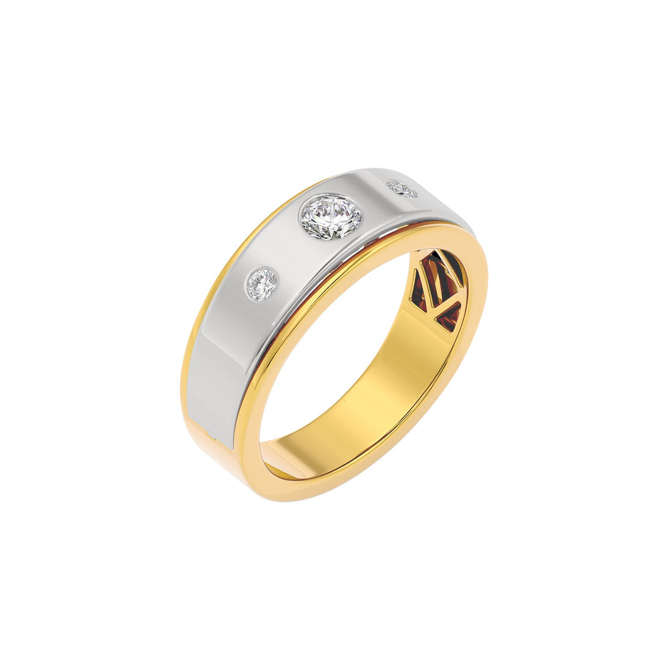 Emerald Entwined Diamond Ring 18 KT / Yellow Gold / 22