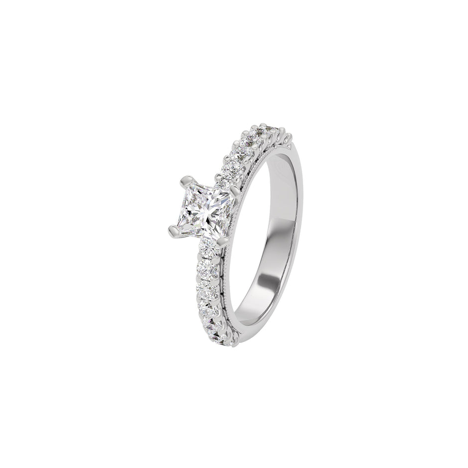 Enigmatic Moonstone Diamond Ring 18 KT / White Gold / 22