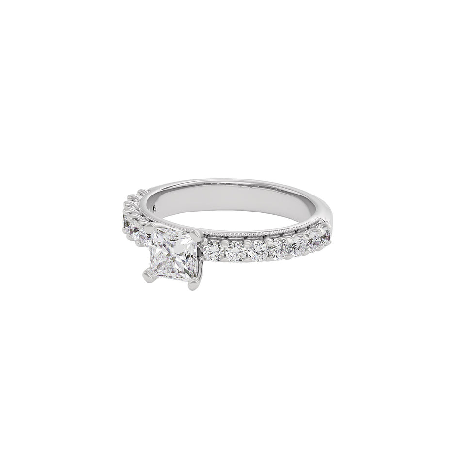 Enigmatic Moonstone Diamond Ring 18 KT / White Gold / 22