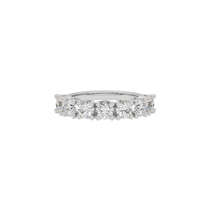 Classic Opulence Diamond Ring 18 KT / White Gold / 22