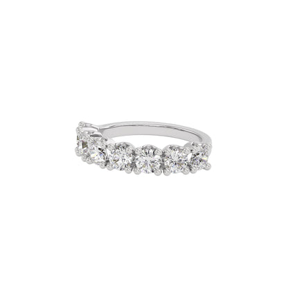 Classic Opulence Diamond Ring 18 KT / White Gold / 22