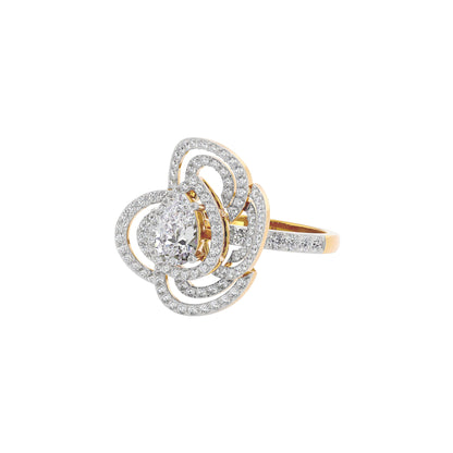 Serene Cluster Diamond Ring 18 KT / Yellow Gold / 22