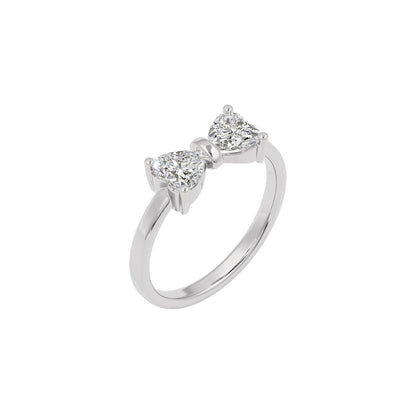 Crescent Heart Diamond Ring 18 KT / White Gold / 22