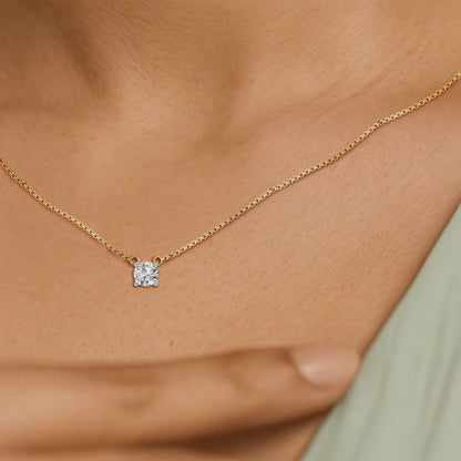 Stylish Blob Classic Round Diamond Pendant